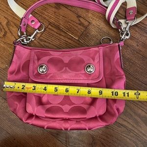Small Coach crossbody purse